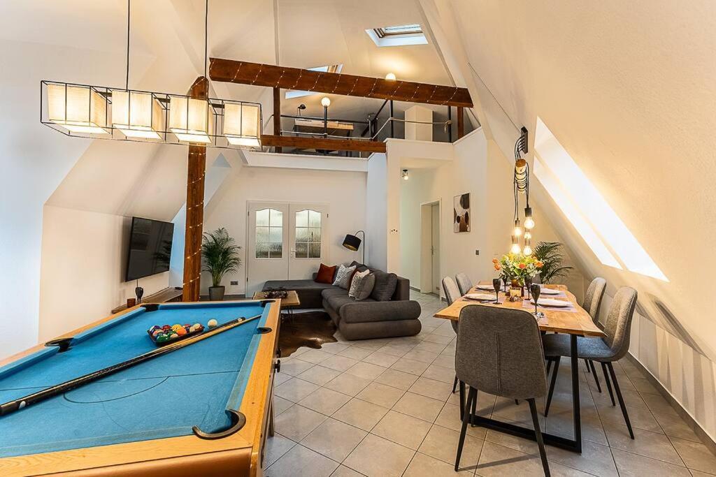 Apartamento Loft Mit Billard-Tisch Und Ps4 Wuppertal Exterior foto
